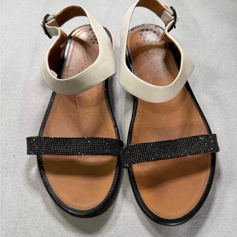Fitflop Women’s Banda Micro-Crystal Sandals
